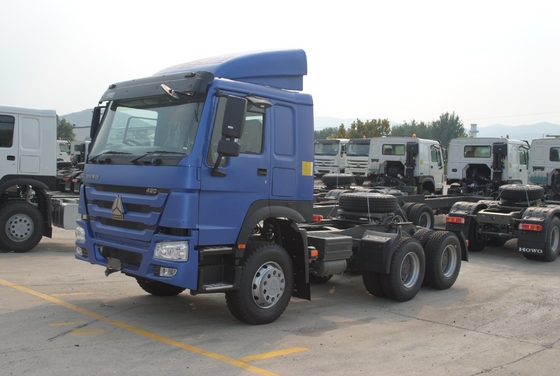 Verkaufen Sie einen Sinotruk-Traktor mit Euro 2 Emissionsstandard 5600x2300x1500