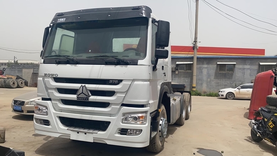 Rohrloser Reifendesign Gebraucht Sinotruk HOWO 371 Lkw-Kopf Traktor Dump Truck mit Rabatt
