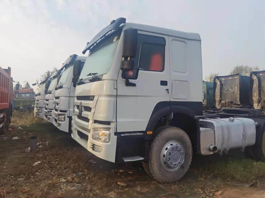 Rohrloser Reifendesign Gebraucht Sinotruk HOWO 371 Lkw-Kopf Traktor Dump Truck mit Rabatt