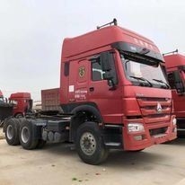 Rohrloser Reifendesign Gebraucht Sinotruk HOWO 371 Lkw-Kopf Traktor Dump Truck mit Rabatt