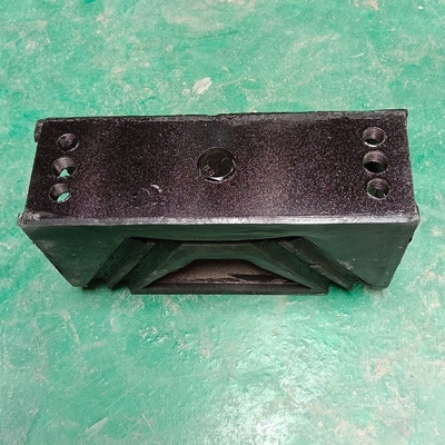 Teile für das Radantriebssystem Sinotruk HOWO Lkw-Motor Halter Gummibefestigung Az9725590031