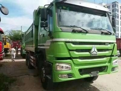 Radial Reifen Design Sinotruck HOWO 6X4 Dump Truck für Ihre Anforderungen