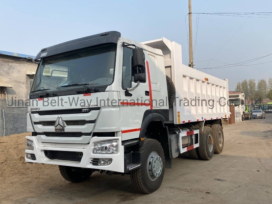 Verkaufen Sie Sinotruk HOWO 6X4 Dump Trucks mit ISO Reifenzertifizierung und 351-450 PS
