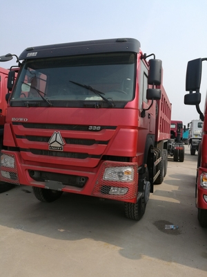 Sinotruk HOWO Mülltransporter Schwerlasttransporter 5800*2300*1500mm mit Verbrauch