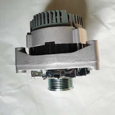 SINOTRUK Schwerlastlastwagenmotor VG1560090012 Teile Alternator Originallastwagen Ersatzteile